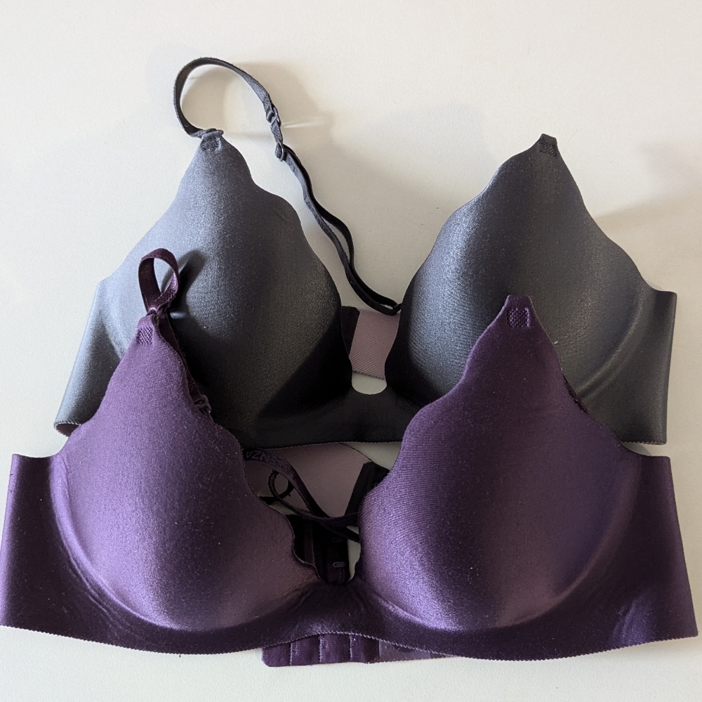 Elegant Women's Intimates Set - Purple and Gray wireless push up